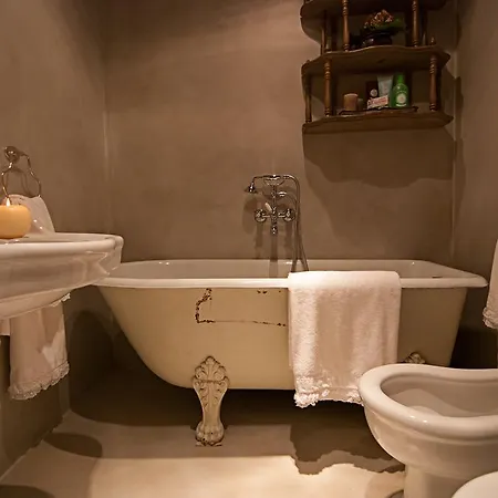 Holiday home Holiday Porta Alla Fonte Massa e Cozzile