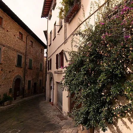 Holiday Porta Alla Fonte *