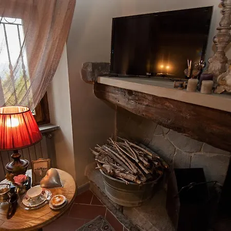 Holiday home Holiday Porta Alla Fonte Massa e Cozzile